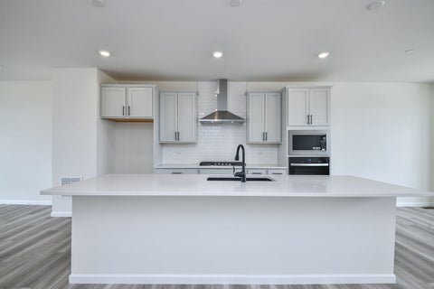Tiny photo for 1708 Espacio Drive #3004, Naperville, IL 60563 (MLS # 12784820)