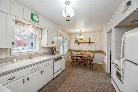 Tiny photo for 4100 Ellington Avenue, Western Springs, IL 60558 (MLS # 12608817)