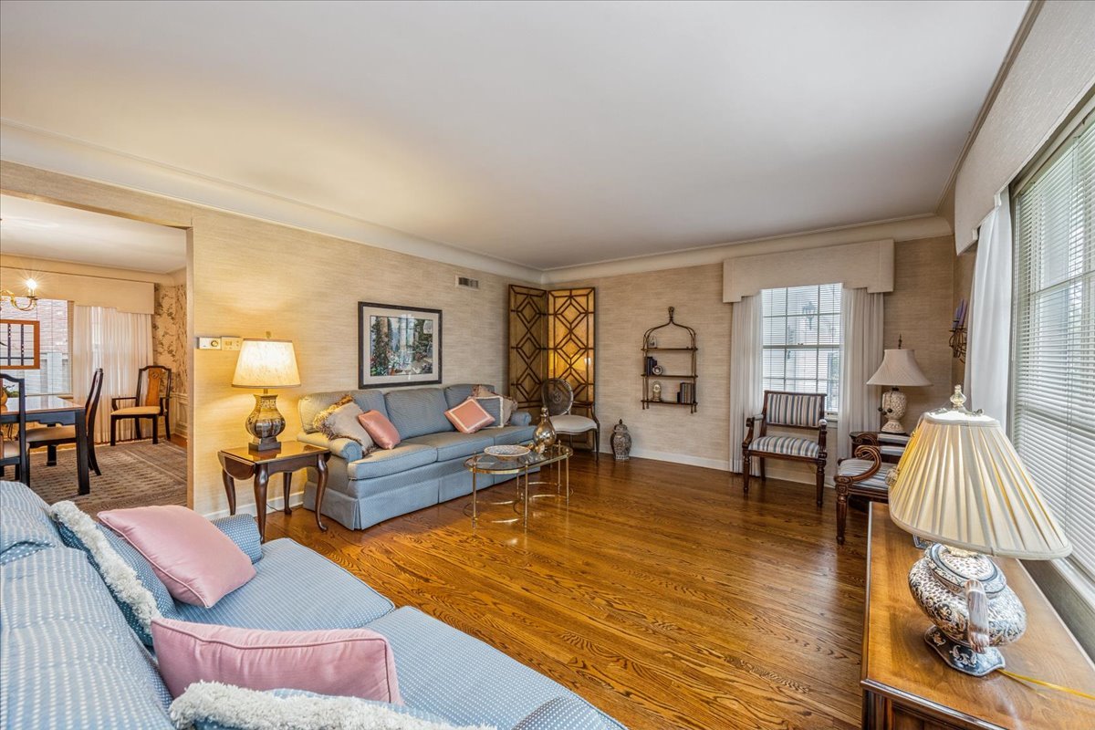 4100 Ellington Avenue