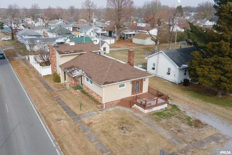 Tiny photo for 311 E Baggott Street, Zeigler, IL 62999 (MLS # EB460741)