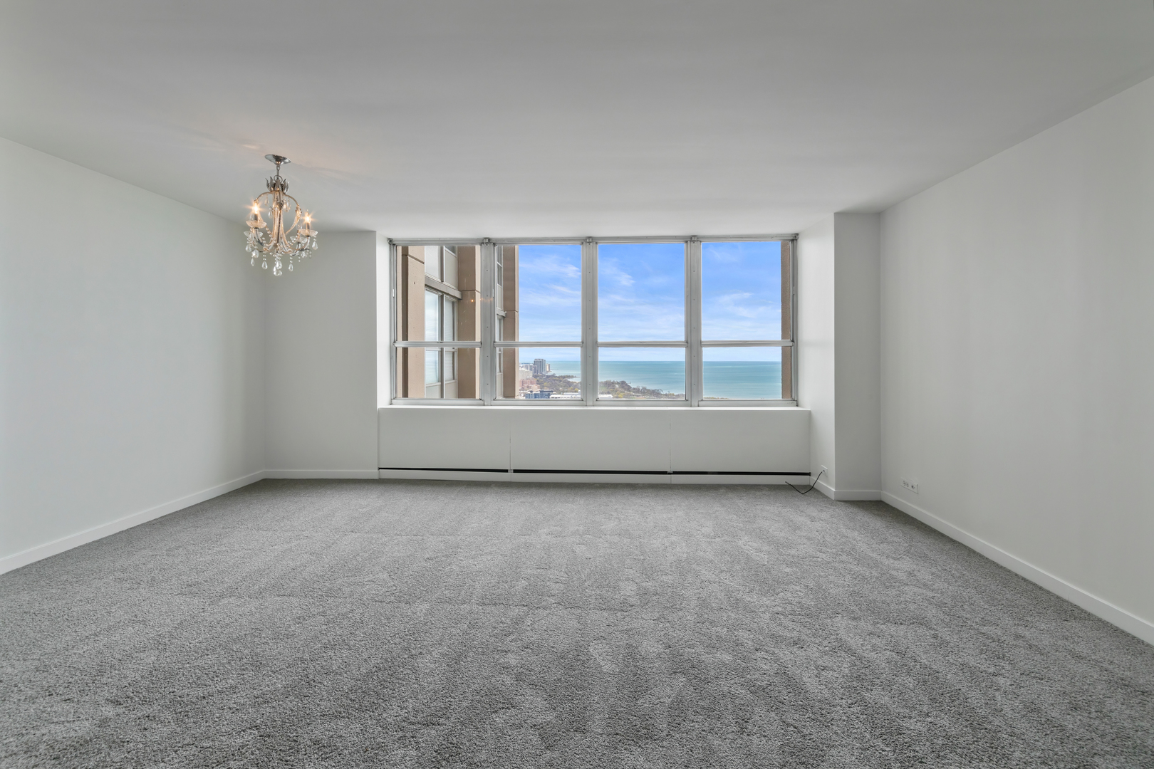 655 W Irving Park Road 4808