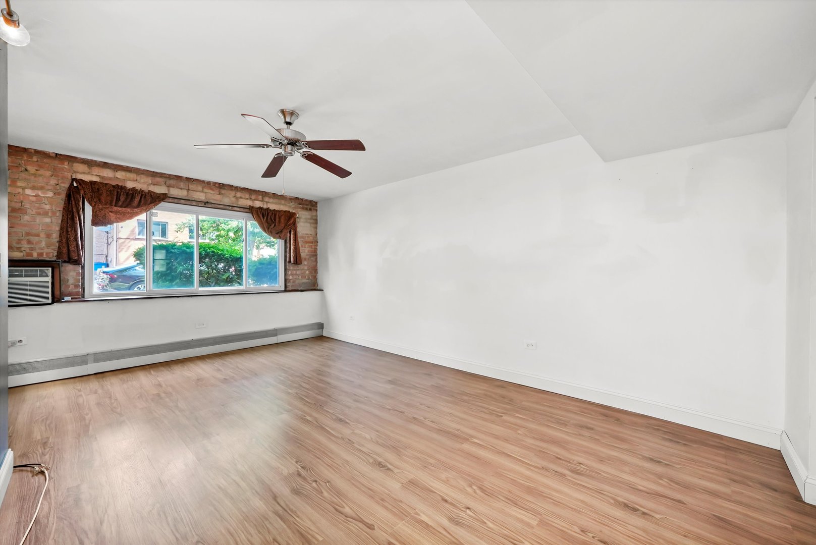 4113 W Cullom Avenue 1C