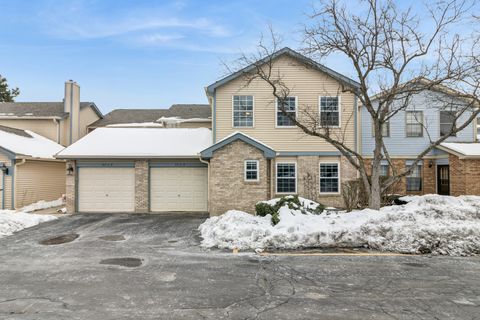 Photo of 8313 Highpoint Circle #F, Darien, IL 60561 (MLS # 12517850)