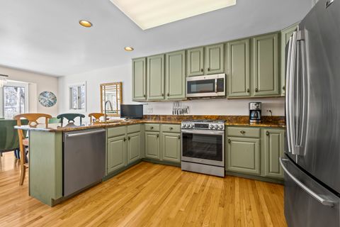 Tiny photo for 340 Flora Place, Highland Park, IL 60035 (MLS # 12594284)