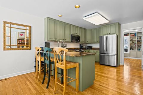 Tiny photo for 340 Flora Place, Highland Park, IL 60035 (MLS # 12594284)