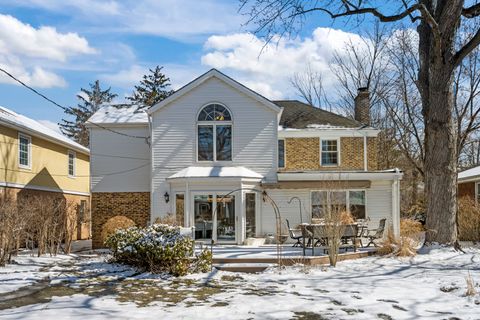 Tiny photo for 340 Flora Place, Highland Park, IL 60035 (MLS # 12594284)