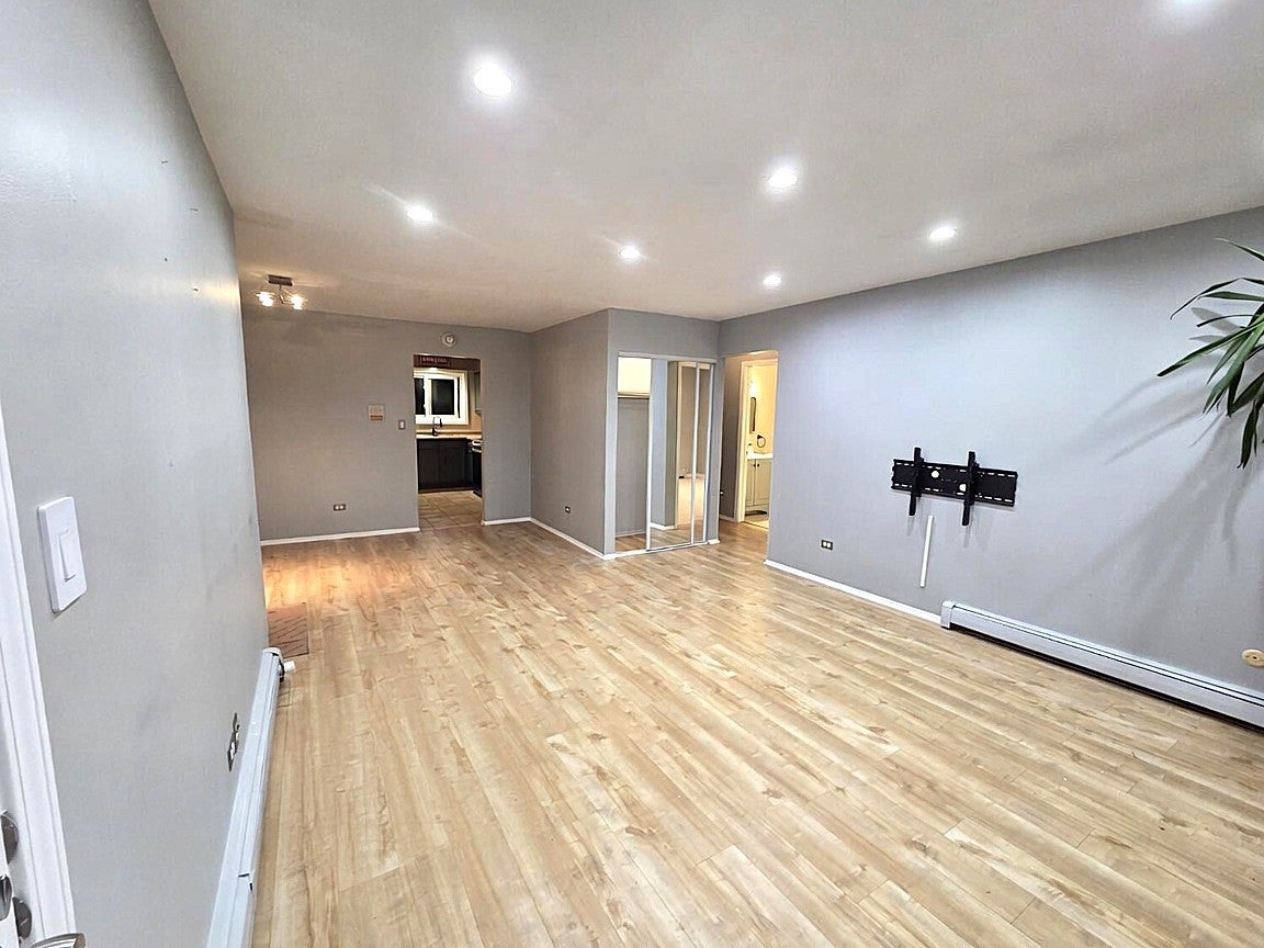9358 GOLF Road 3B
