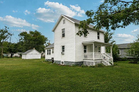 Photo of 307 S Hickory Street, Wenona, IL 61377 (MLS # 12724109)