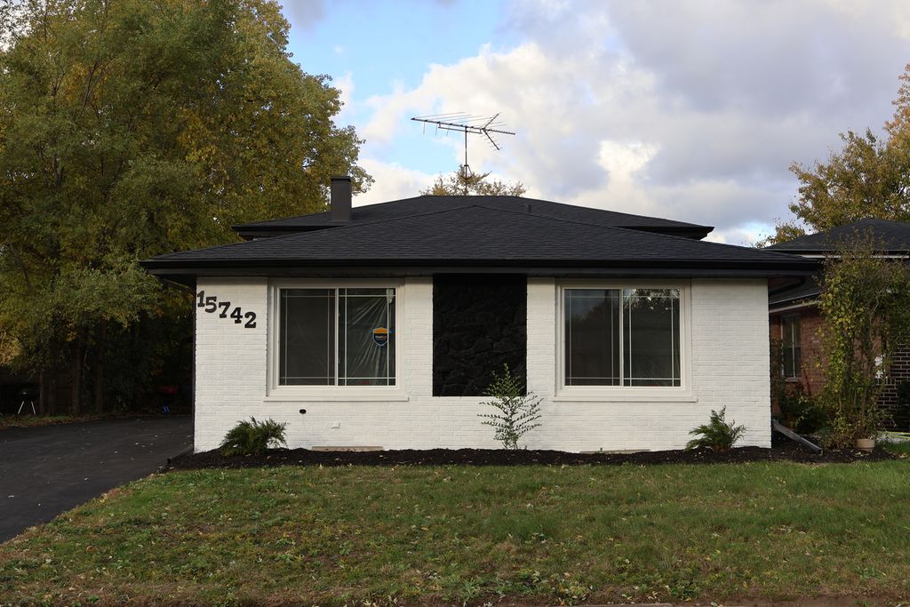 Photo for 15742 E End Avenue, Dolton, IL 60419 (MLS # 12507907)