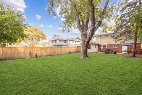 Tiny photo for 608 S Walnut Avenue, Arlington Heights, IL 60005 (MLS # 12791940)