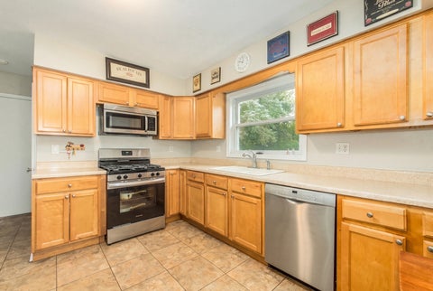Tiny photo for 608 S Walnut Avenue, Arlington Heights, IL 60005 (MLS # 12791940)