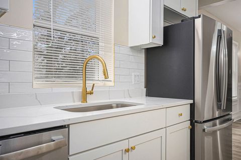 Tiny photo for 26 E 157th Street, South Holland, IL 60473 (MLS # 12656019)