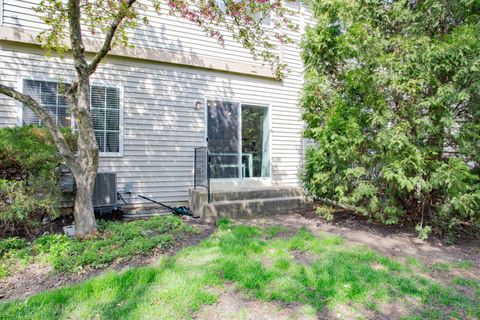 Tiny photo for 167 Southwicke Drive, Streamwood, IL 60107 (MLS # 12435485)