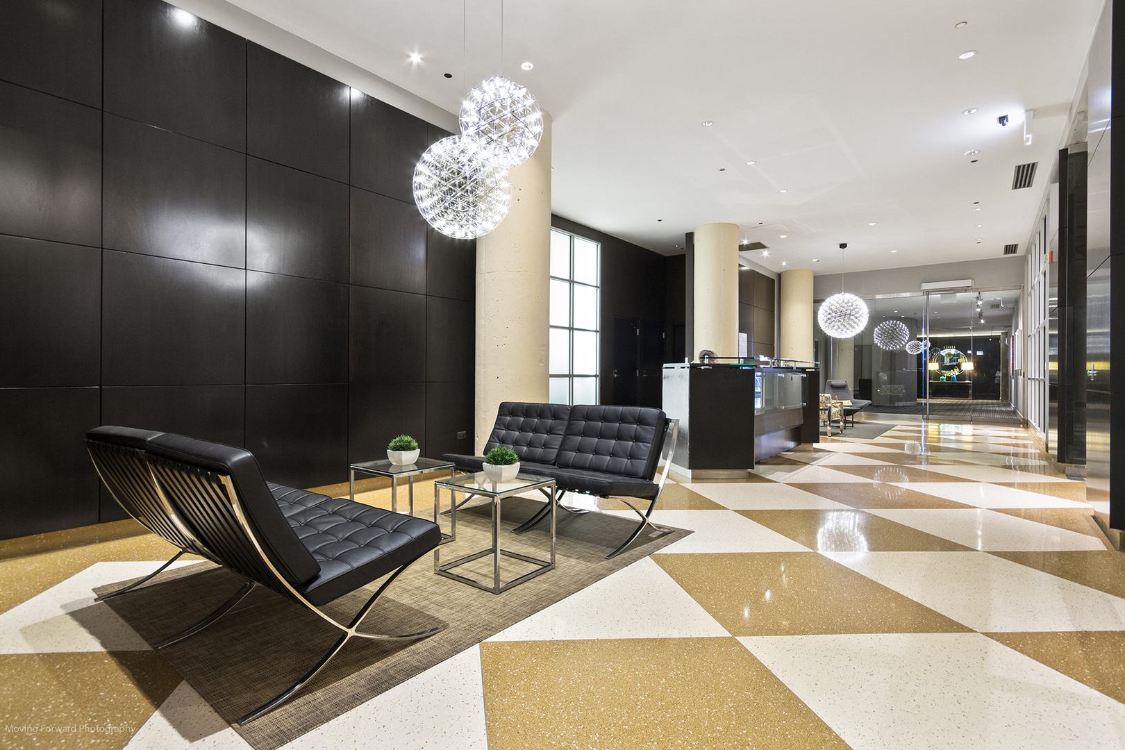 900 N KINGSBURY Street 780