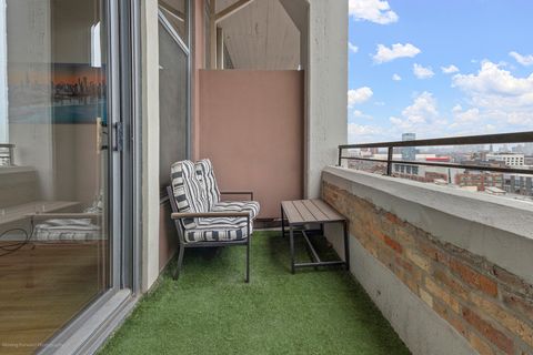 Tiny photo for 900 N KINGSBURY Street #780, Chicago, IL 60610 (MLS # 12623641)
