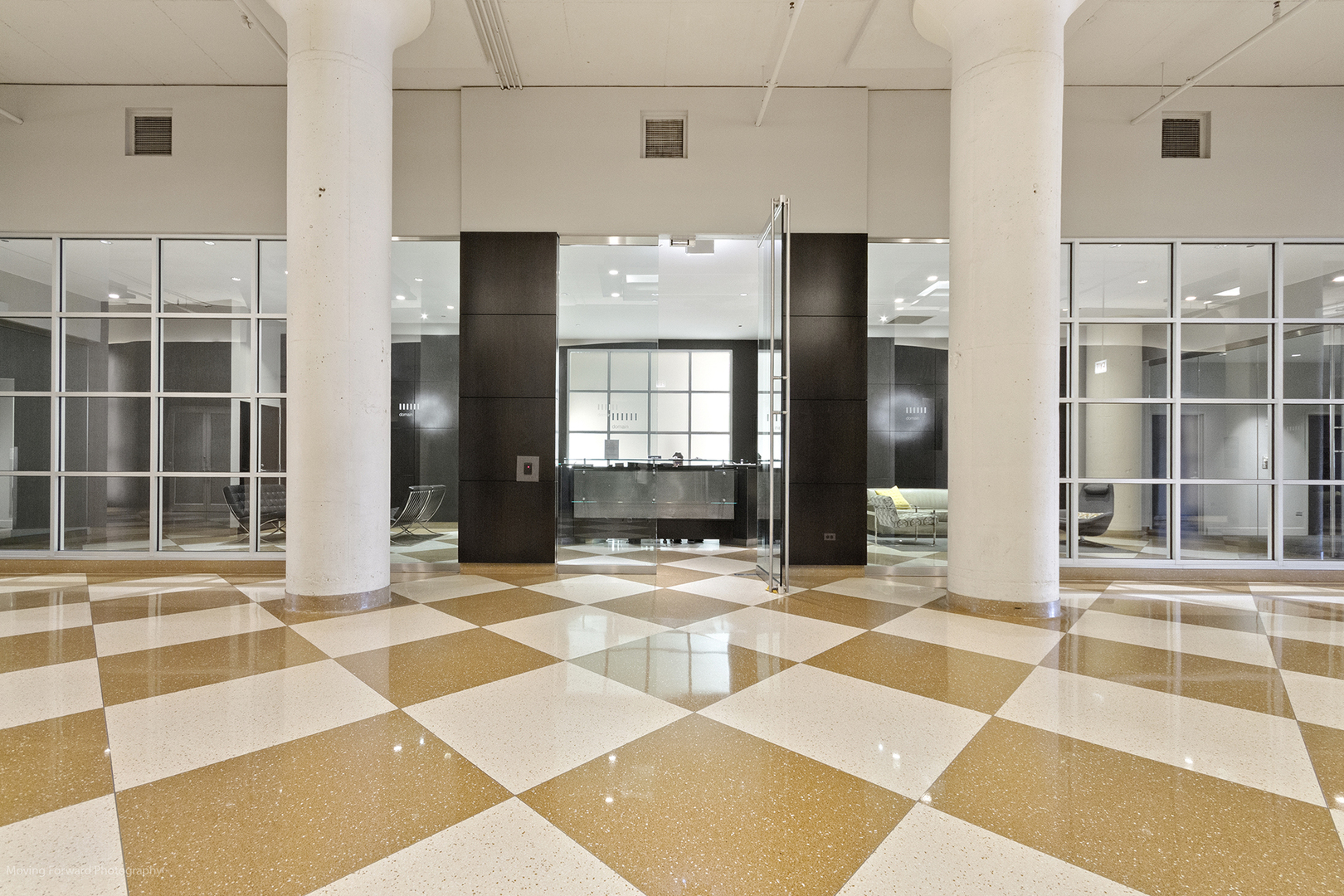 900 N KINGSBURY Street 780