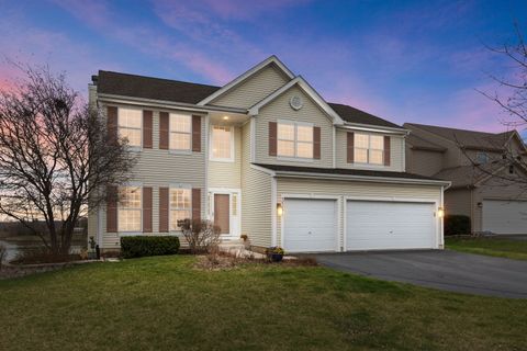 335 Cross Creek Lane Lindenhurst IL 60046