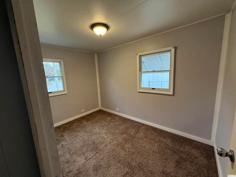 Tiny photo for 1726 W Granview Dr. Dr, Quincy, IL 62301 (MLS # 12505743)