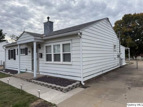 Tiny photo for 1726 W Granview Dr. Dr, Quincy, IL 62301 (MLS # 12505743)