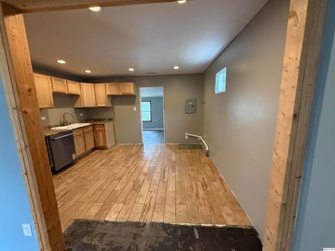 Tiny photo for 1726 W Granview Dr. Dr, Quincy, IL 62301 (MLS # 12505743)