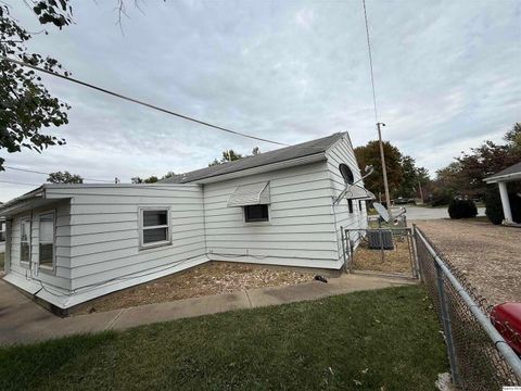 Tiny photo for 1726 W Granview Dr. Dr, Quincy, IL 62301 (MLS # 12505743)