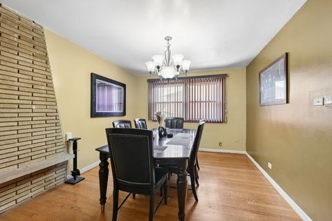 Tiny photo for 4437 W 100th Street, Oak Lawn, IL 60453 (MLS # 12596090)