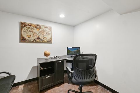 Tiny photo for 4437 W 100th Street, Oak Lawn, IL 60453 (MLS # 12596090)