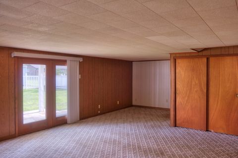 Tiny photo for 602 W Ray Avenue, Christopher, IL 62822 (MLS # 12670291)