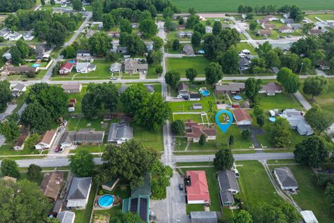 Tiny photo for 602 W Ray Avenue, Christopher, IL 62822 (MLS # 12670291)