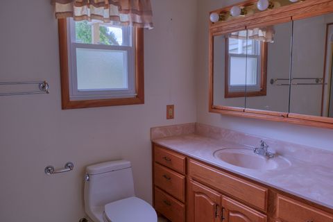 Tiny photo for 602 W Ray Avenue, Christopher, IL 62822 (MLS # 12670291)