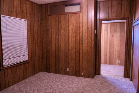 Tiny photo for 602 W Ray Avenue, Christopher, IL 62822 (MLS # 12670291)