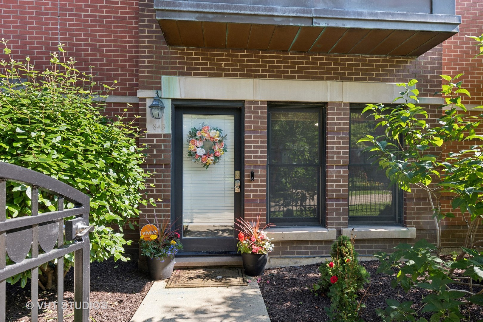 843 W College Parkway