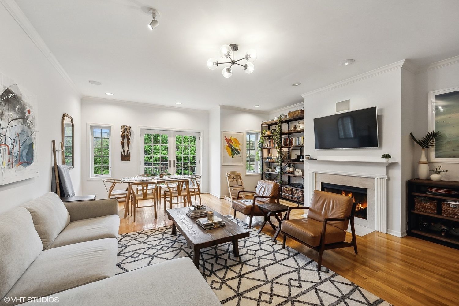 630 W Wrightwood Avenue 4W