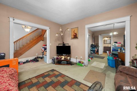 Tiny photo for 1104 29TH Avenue, Rock Island, IL 61001 (MLS # QC4267568)