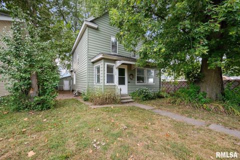 Photo of 1104 29TH Avenue, Rock Island, IL 61001 (MLS # QC4267568)
