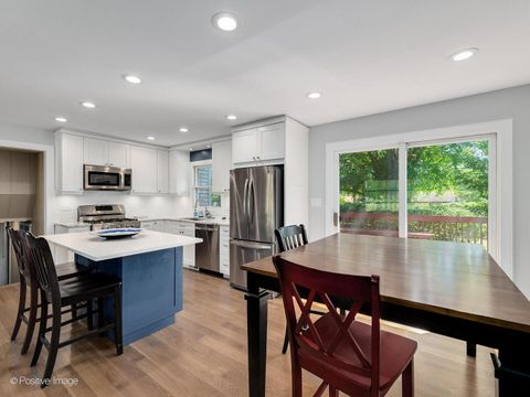 Tiny photo for 5735 Virginia Avenue, Clarendon Hills, IL 60514 (MLS # 12502900)