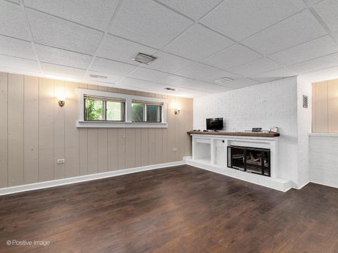 Tiny photo for 5735 Virginia Avenue, Clarendon Hills, IL 60514 (MLS # 12502900)