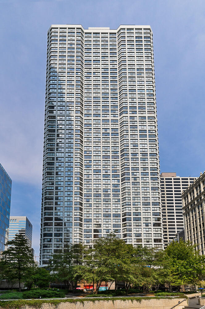 405 N Wabash Avenue 2313
