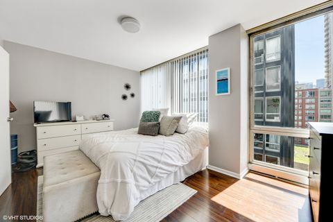 Tiny photo for 880 N LAKE SHORE Drive #14H, Chicago, IL 60611 (MLS # 12546419)