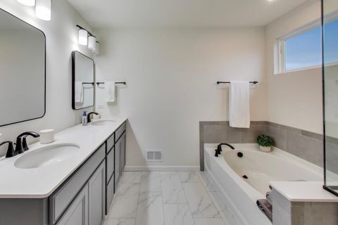 Tiny photo for 3744 Peregrine Way, Elgin, IL 60124 (MLS # 12575480)