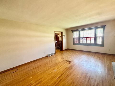 Tiny photo for 909 E 4th Street, Belvidere, IL 61008 (MLS # 12612579)