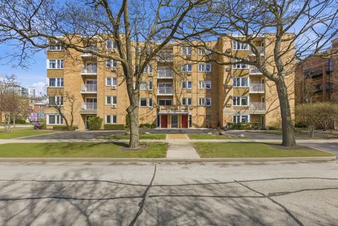 Photo of Evanston, IL 60201 (MLS # 12628646)