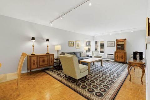 Tiny photo for Evanston, IL 60201 (MLS # 12628646)