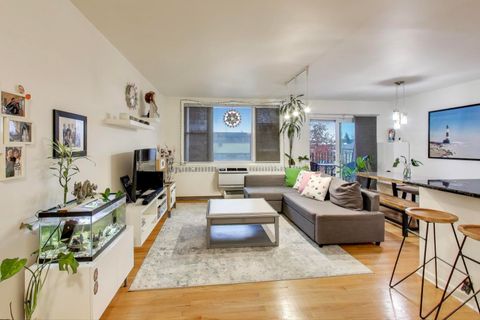 Tiny photo for 8700 Skokie Boulevard #3PS, Skokie, IL 60077 (MLS # 12522159)