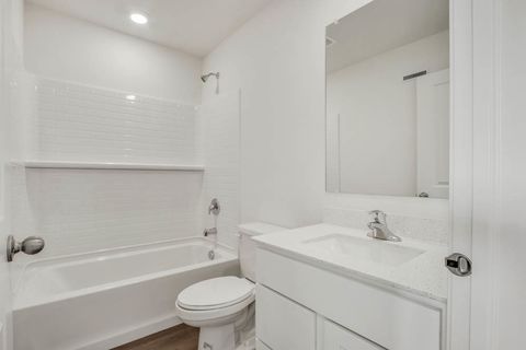 Tiny photo for 2666 Arrowhead Drive, Pingree Grove, IL 60140 (MLS # 12550944)