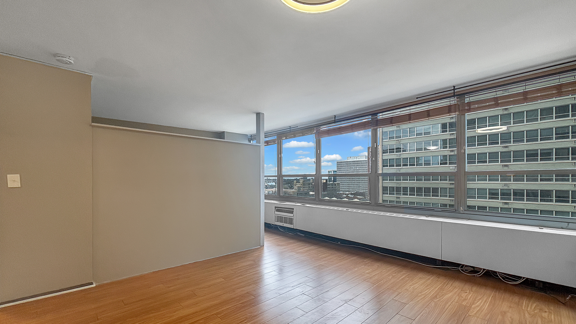 3550 N Lake Shore Drive 1009