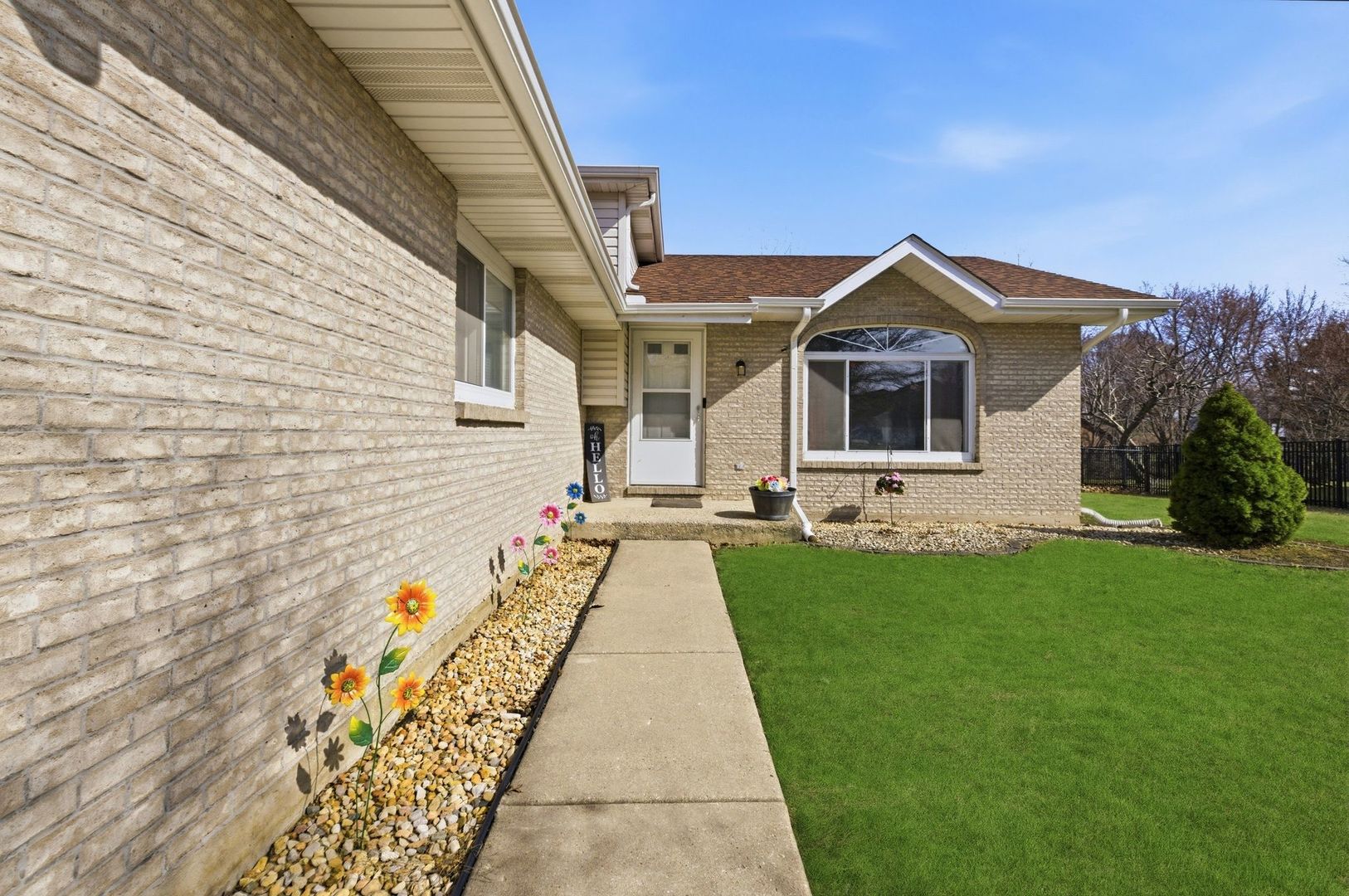 130 FOX CHASE Drive S