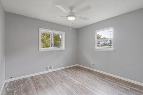 Tiny photo for 406 S Independence Avenue, Rockford, IL 61102 (MLS # 12499649)