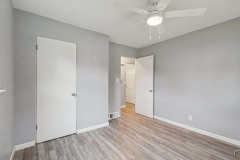 Tiny photo for 406 S Independence Avenue, Rockford, IL 61102 (MLS # 12499649)