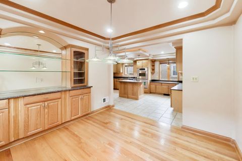 Tiny photo for 5731 S Newland Avenue, Chicago, IL 60638 (MLS # 12604783)